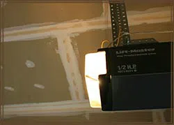 SOS Garage Doors Point Lookout, NY 516-780-9050 - openers-sid-gr-02m